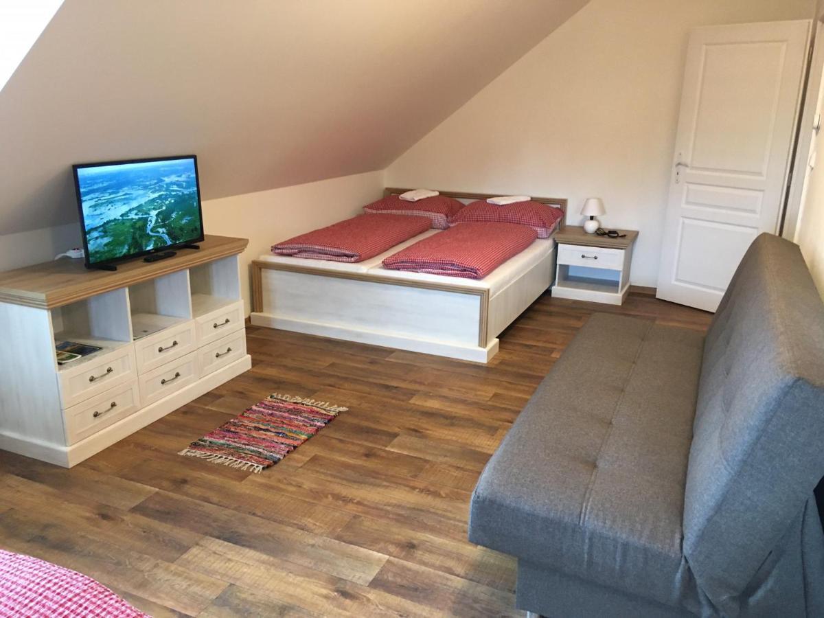 Matejovec 109 & Ubytovani Na Statku Český Rudolec Exterior foto