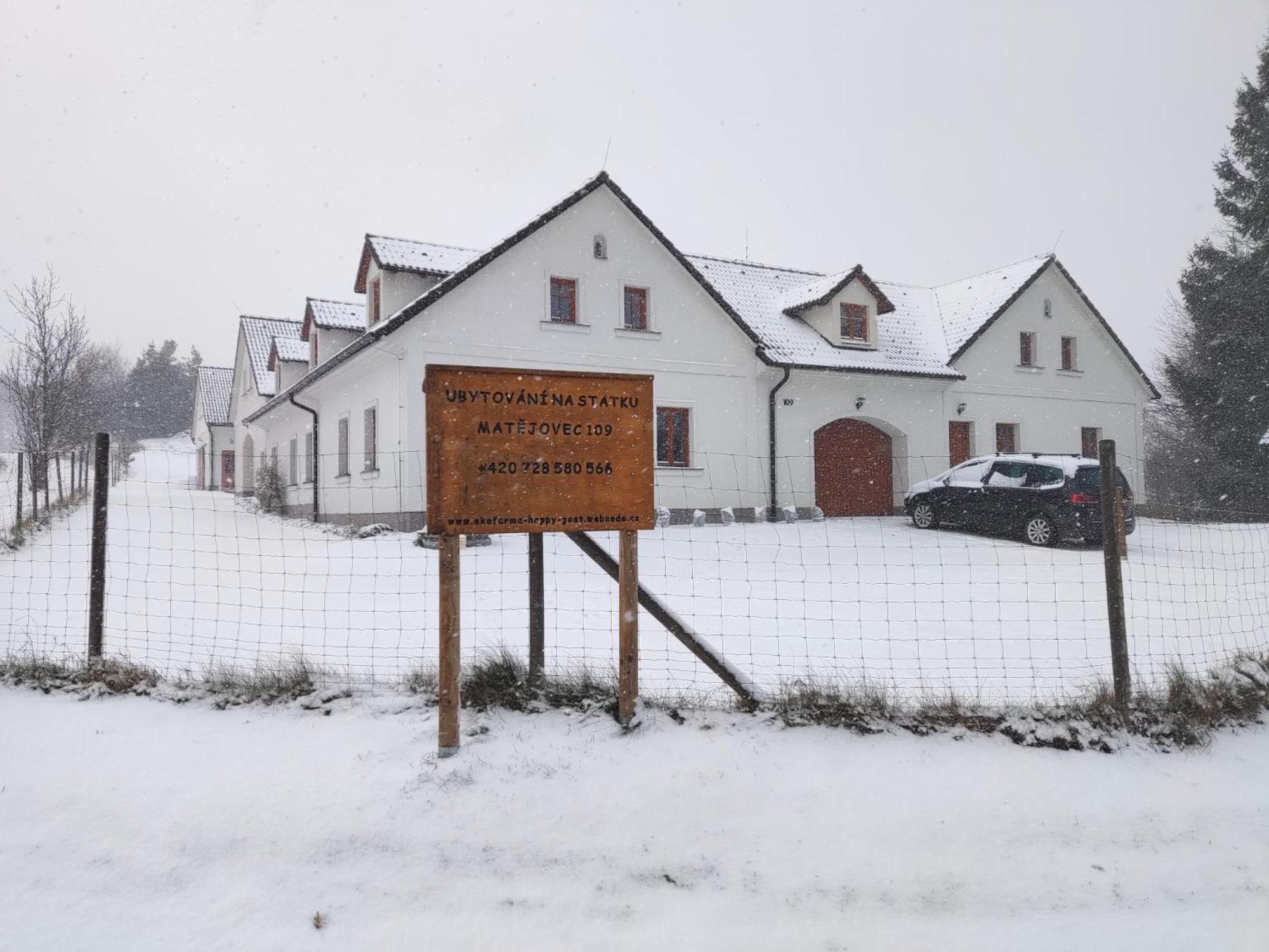 Matejovec 109 & Ubytovani Na Statku Český Rudolec Exterior foto
